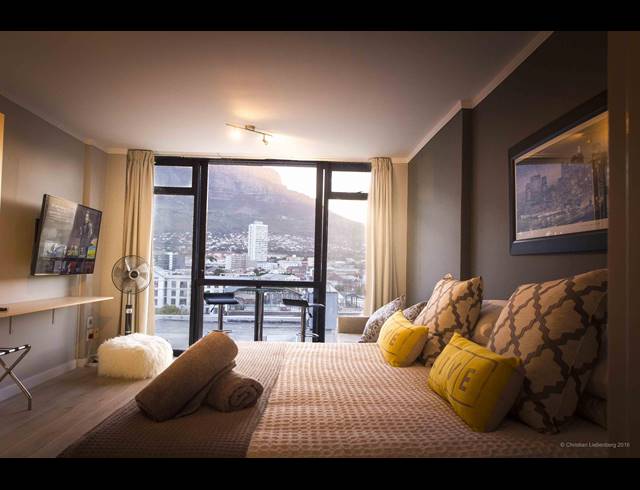 1 BEDROOM APARTMENT TO LET IN CAPE TOWN CITY CENTRE